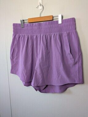 NWT ! UNDER ARMOUR Women Plus Size Active Short Size 1X Purple Color Athletic